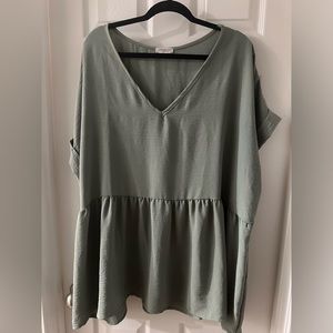 Chic Soul “My Flow Top” Green Size 2X